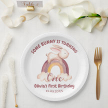 Ein Hase wird ein Jahr alt: 1. Geburtstag eines Ha
