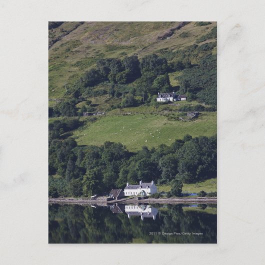 Ein Haus am Wasser Postkarte (Vorderseite)