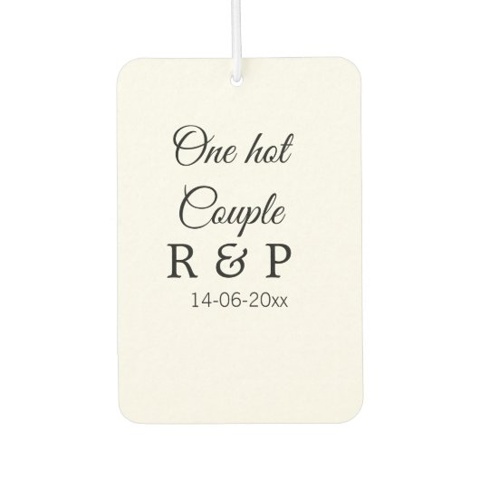 Ein heißes Zusatzpaar Name Anfangsbuchstabe Textda Autolufterfrischer (Vorderseite)