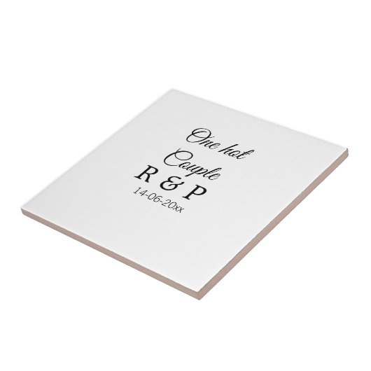 Ein heißes Zusatzpaar Name Anfangsbuchstabe Textda Fliese (Seite)