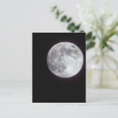 Ein heller Vollmond in einem schwarzen Nachthimmel Postkarte (Stehend Vorderseite)