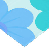 Ein helles Himmel-Kühles-Blumen-Design Kurzer Tischläufer (Ecke)