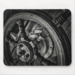 Ein Helm der Boote Mousepad