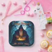 Ein Hexenmeister bricht ein Halloween-Party auf Pappteller (Party)