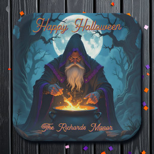 Ein Hexenmeister bricht ein Halloween-Party auf Pappteller