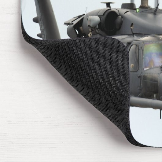 Ein HH-60 Pave Hawk Hubschrauber Mousepad (Ecke)