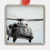 Ein HH-60 Pave Hawk Hubschrauber Silbernes Ornament (Vorne)