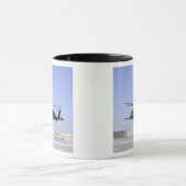 Ein HH-60G Pave Hawk startet vom Camp Bastio Tasse (Zentrum)