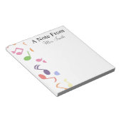 Ein Hinweis von einem Musiker aus farbenfroher Mus Notizblock (angewinkelt)