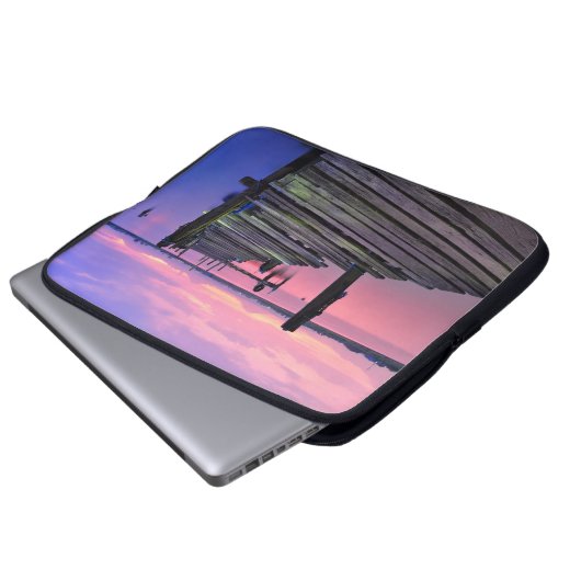 Ein hölzerner Pier Laptopschutzhülle (Vorne Knopf)