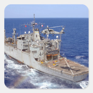 Ein Hubschrauber klärt den Führerraum Quadratischer Aufkleber