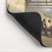 Ein Hufschmied, der ein Pferd beschuht Mousepad (Ecke)
