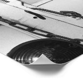 Ein Hund im Auto. Poster (Ecke)