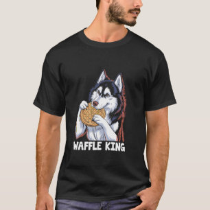 Ein Husky genießt ein Waffle King Waffeln Essen Li T-Shirt