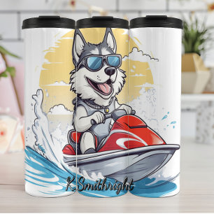 Ein Husky-Hund auf einem Jet-Ski Thermosbecher