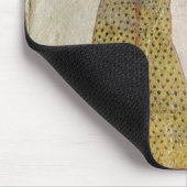 Ein Inmutef Priester, der ein Angebot macht Mousepad (Ecke)