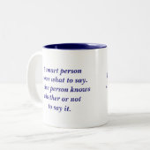 Ein intelligente Personen-kluges Personenzitat Zweifarbige Tasse (Vorderseite Links)