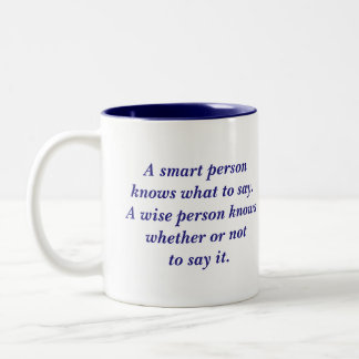 Ein intelligente Personen-kluges Personenzitat Zweifarbige Tasse
