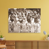 EIN INTIMATE PORTRAIT DER TOUR DE FRANCE IN DEN 20 LEINWANDDRUCK (Insitu (Wohnzimmer))