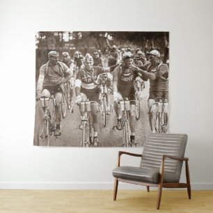 EIN INTIMATE PORTRAIT DER TOUR DE FRANCE IN DEN 20 WANDTEPPICH