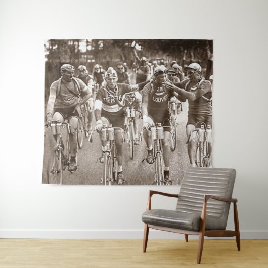 EIN INTIMATE PORTRAIT DER TOUR DE FRANCE IN DEN 20 WANDTEPPICH (Beispiel (Horizontal))
