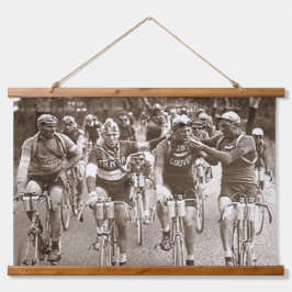 EIN INTIMATE PORTRAIT DER TOUR DE FRANCE IN DEN 20 WANDTEPPICH MIT HOLZRAHMEN
