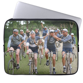 EIN INTIMES PORTRAIT TOUR DE FRANCE 1920er Redux Laptopschutzhülle