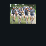 EIN INTIMES PORTRAIT TOUR DE FRANCE 1920er Redux Leinwanddruck<br><div class="desc">Dieses alte intime Porträt der Tour de France aus den 1920er Jahren zeigt ein humorvolles Bild von Vervaeke und Geldhol beim Zigarettenrauchen.</div>