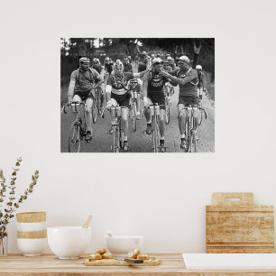 EIN INTIMES PORTRÄT DER TOUR DE FRANCE AUS DEN 192 POSTER