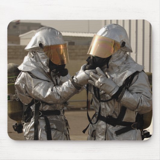 Ein irakischer Feuerwehrmann Mousepad (Vorne)