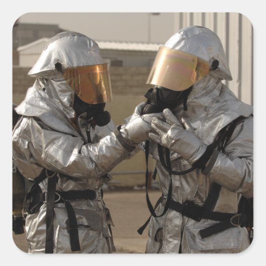 Ein irakischer Feuerwehrmann Quadratischer Aufkleber (Vorderseite)
