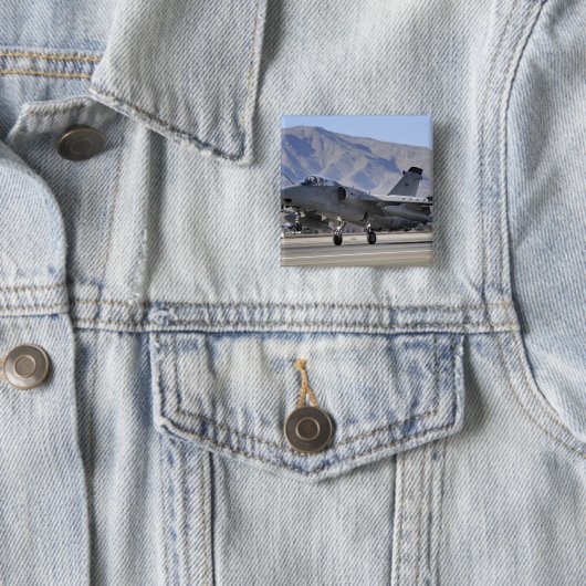 Ein italienischer AMX-Kämpfer Button (Beispiel)