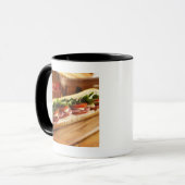 Ein italienisches Vorsandwich mit 2 Tasse (Vorderseite Links)