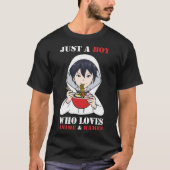 Ein Junge, der Anime und Ramen Liebe T-Shirt (Vorderseite)