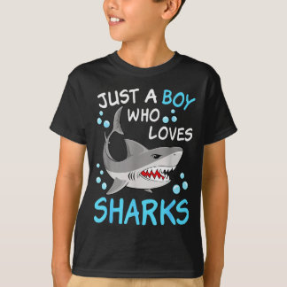 Ein Junge, der Haie liebt lustiger Ozean-Tier-Hai T-Shirt