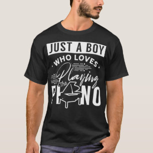 Ein Junge, der Klavier spielt (2) T-Shirt