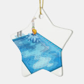 ein Junge in einem Swimmingpool Keramik Ornament (Links)