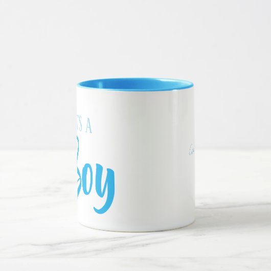 ein Junge Tasse (Zentrum)