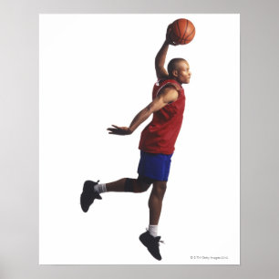 ein junger erwachsener Basketballspieler fliegt Poster