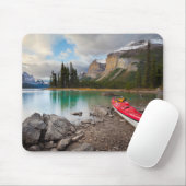 Ein Kajak an der Küste von Spirit Island Mousepad (Mit Mouse)