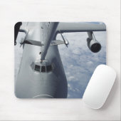 Ein KC-10-Extender bereitet sich darauf vor, eine Mousepad (Mit Mouse)