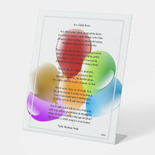 Ein Kinderzimmer-Gedicht Ballons Hintergrund HAMbW Sockelschild
