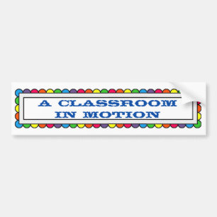 Ein Klassenzimmer in der Bewegung - Zeichen Autoaufkleber