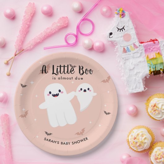 Ein kleiner Boo ist fast das passende Baby Duschko Pappteller (Party)