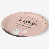 Ein kleiner Boo ist fast das passende Baby Duschko Pappteller (Schrägansicht)