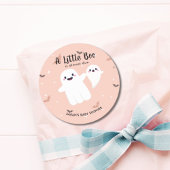 Ein kleiner Boo ist fast das passende Baby Duschko Runder Aufkleber