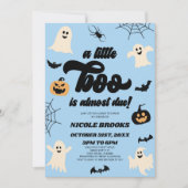 Ein kleiner Boo ist fast fällig! Halloween-Kinderd Einladung (Vorderseite)