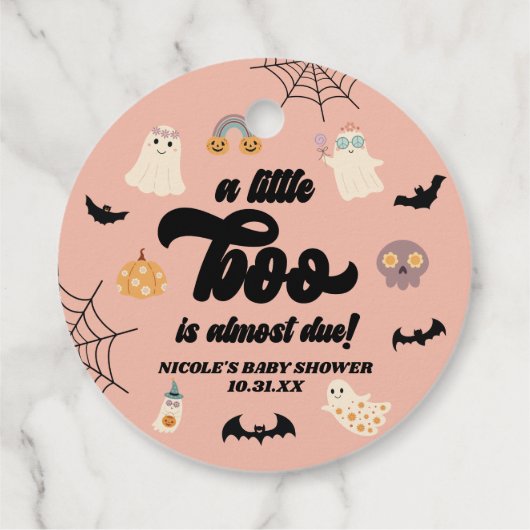 Ein kleiner Boo ist fast fällig! Halloween-Kinderd Geschenkanhänger (Rückseite)