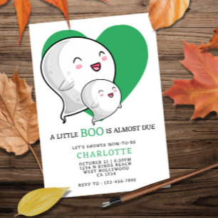 Ein kleiner Boo ist fast gerade wegen Halloween-Ki Einladung