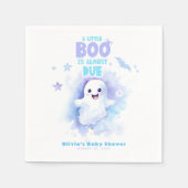 Ein kleiner Boo ist fast gerade wegen Halloween-Ki Serviette (Vorderseite)